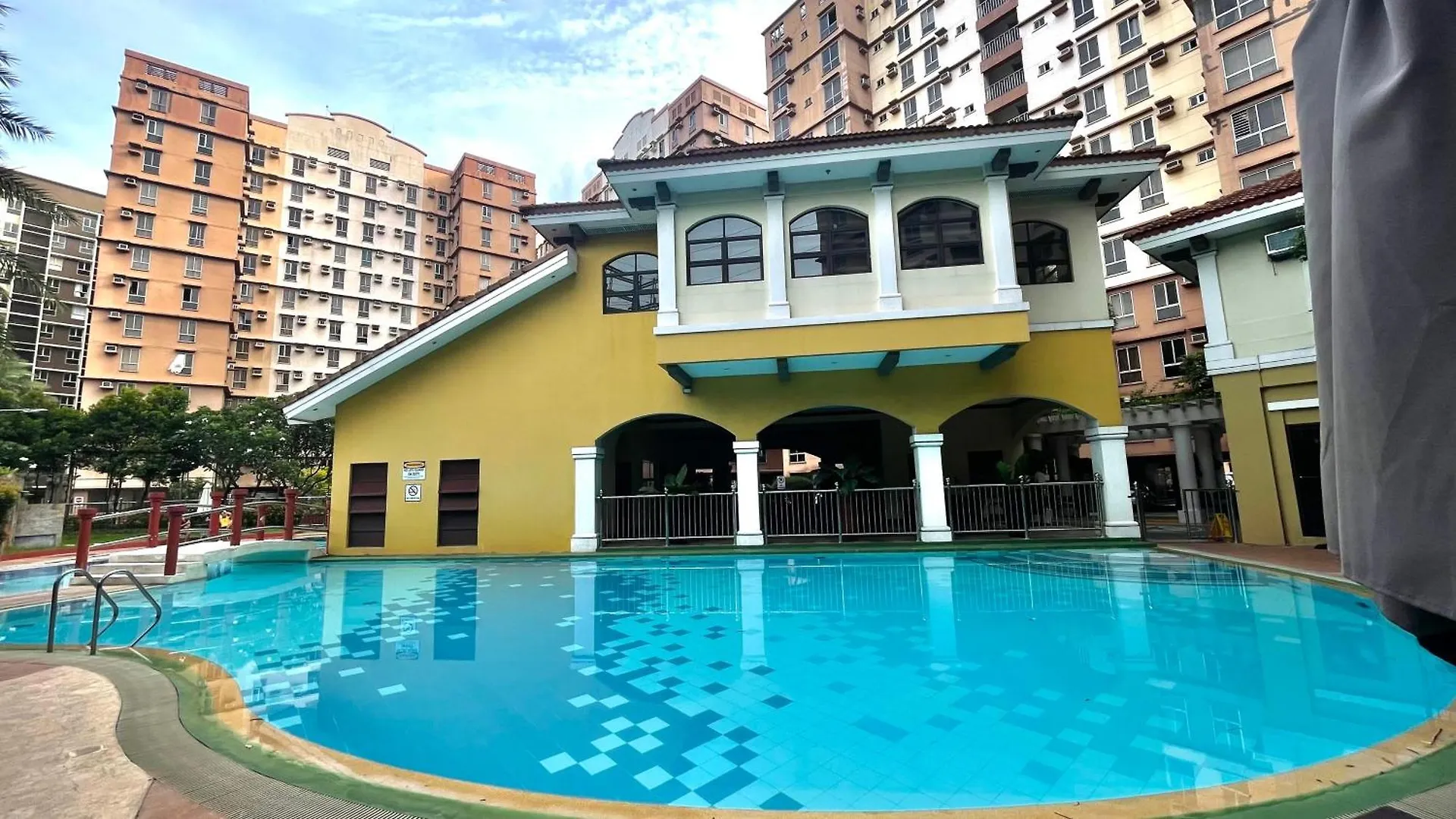 1Br Condo With Free Wifi Manila Filipinler
